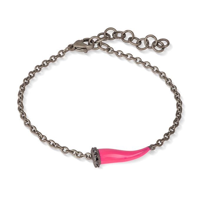 BRACCIALE CHARMS CON CORNETTO SMALTATO FUCSIA IN TITANIO, 5 BLACK E CATENA